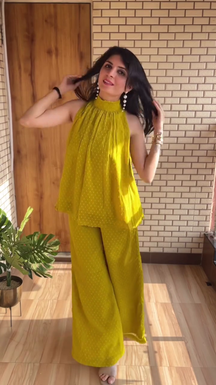 Square Neck Tunic and Sharara Set – Contemporary Ethnic Elegance