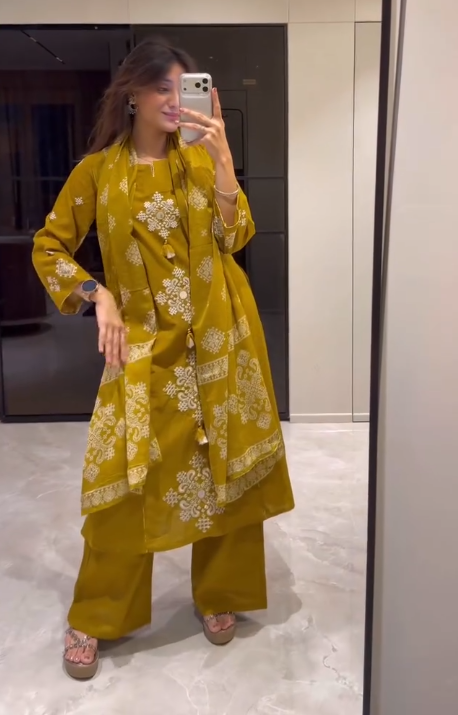 💛 Radiant Mustard: Embroidered Festive Kurta Set