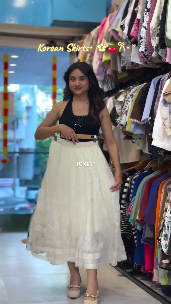 Chic Korean-Inspired Mint Pleated Skirt – Effortless Elegance with a Modern Twist