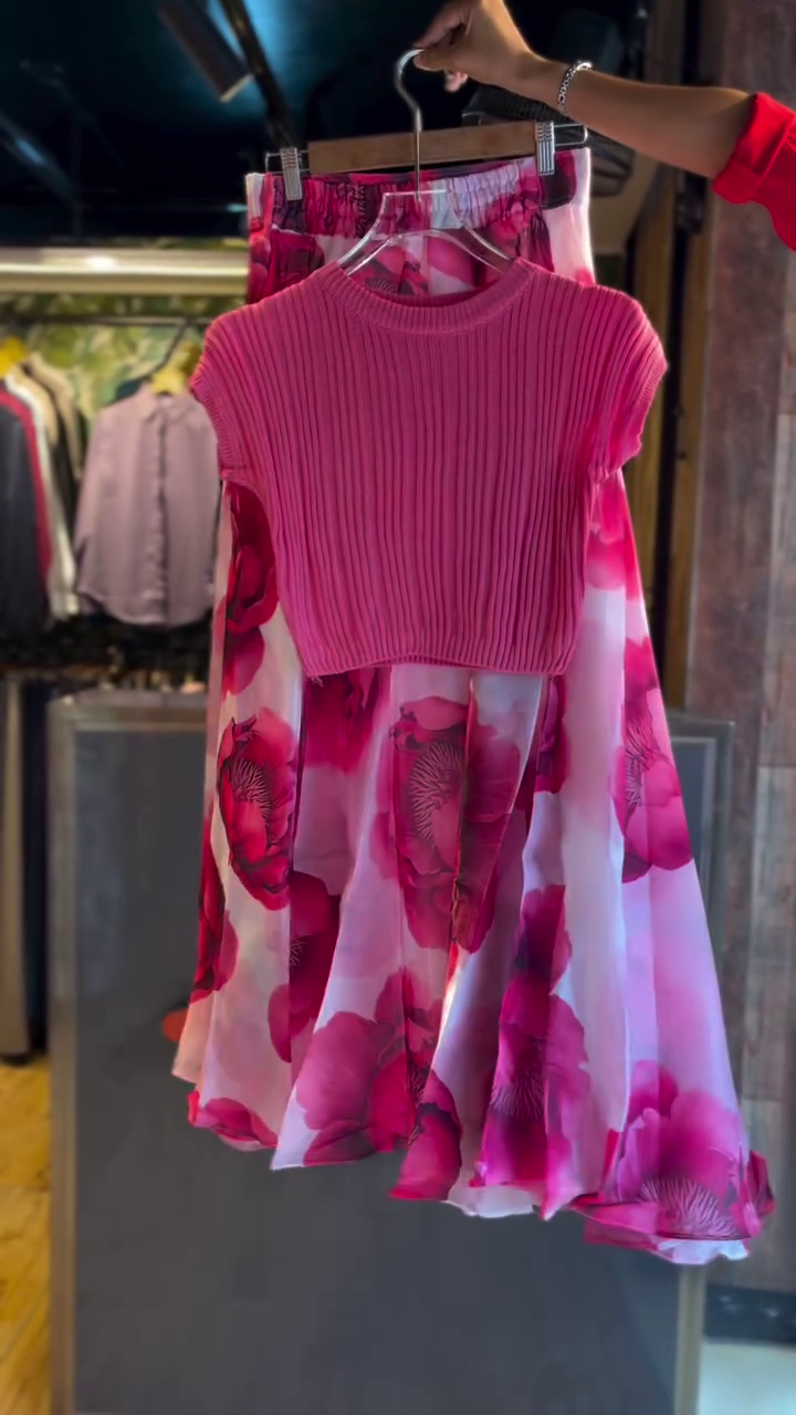 Blooming Pink Co-Ord Set – Ribbed Crop Top with Floral Flow Skirt