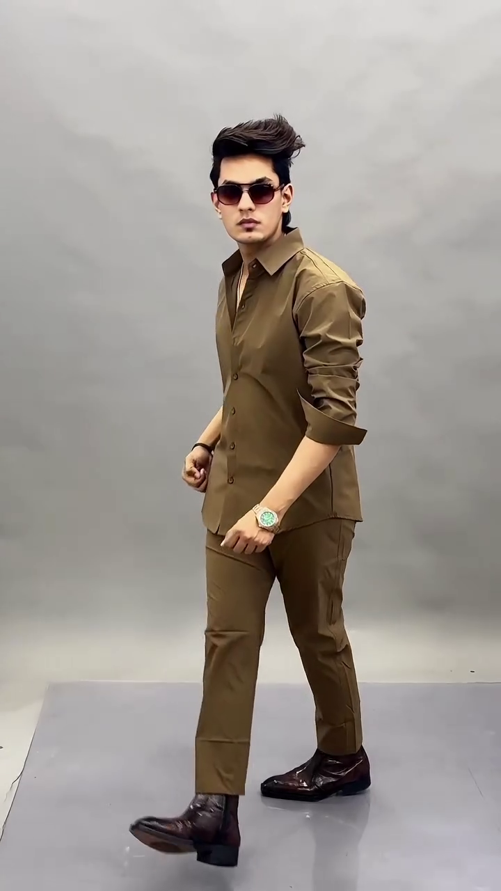 Men’s Formal Cotton-Blend Dress Shirt with Trousers Combo – Sharp, Comfortable & Office-Ready