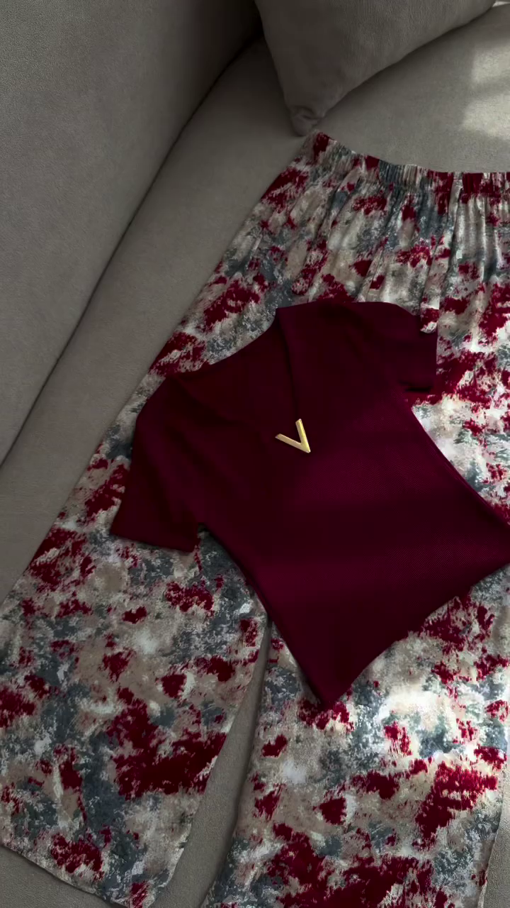 Chic & Vibrant: Maroon V-Neck Top with Floral Printed Wide-Leg Palazzo Pants