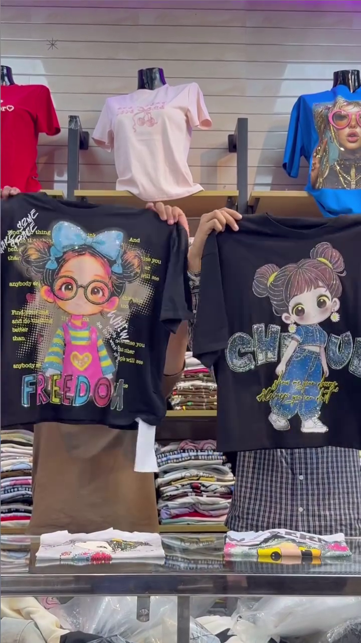 Trendy & Bold: Black Graphic T-Shirts for Girls