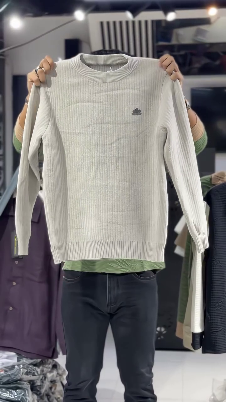 Timeless & Cozy: Beige Crewneck Sweater