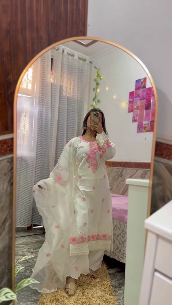Elegant & Graceful: White and Pink Embroidered Kurta Set with Trousers and Dupatta
