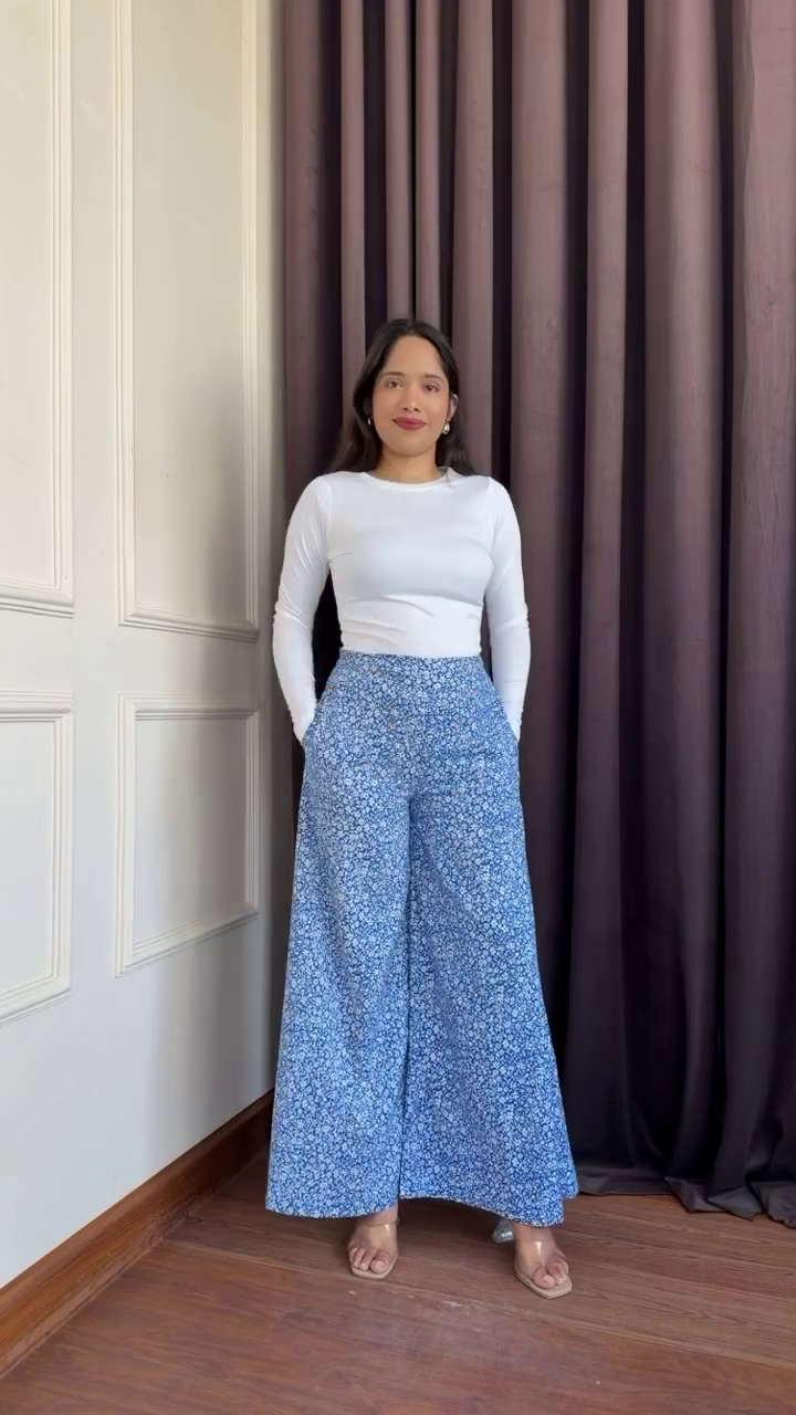 Effortless Elegance: Wide-Leg Trousers