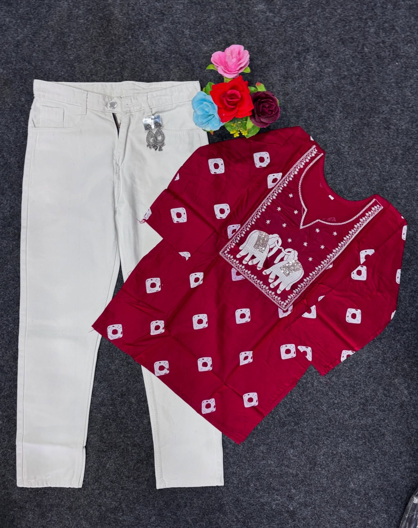 💖 Bright Pink Ethnic Kurti with Black Jeans – Fusion Style Statement