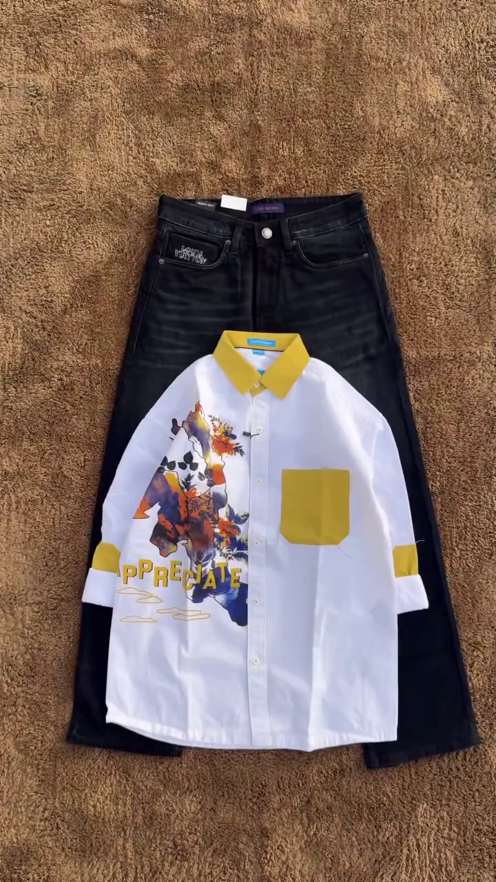 🦜 Bold Graphic Shirt with Black Denim – Statement Street Style Look