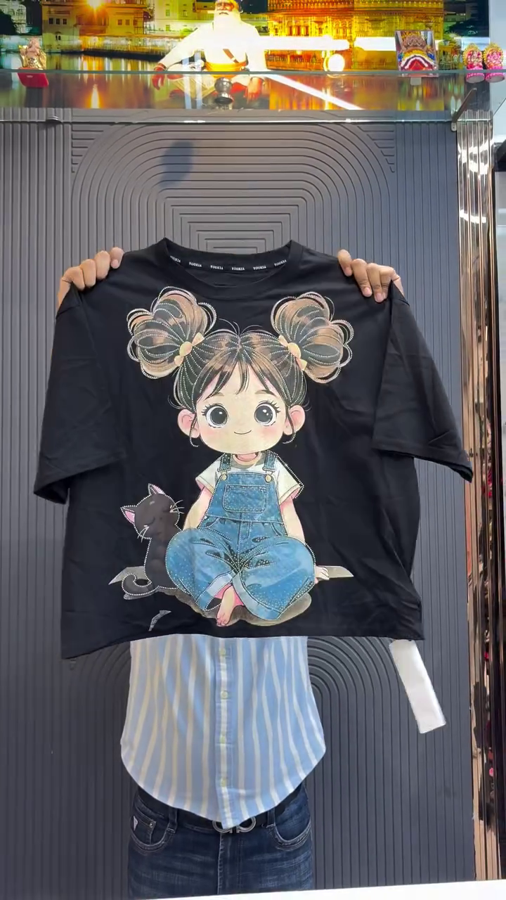 💖 Cute Cartoon Graphic Tee – Playful & Adorable Vibes