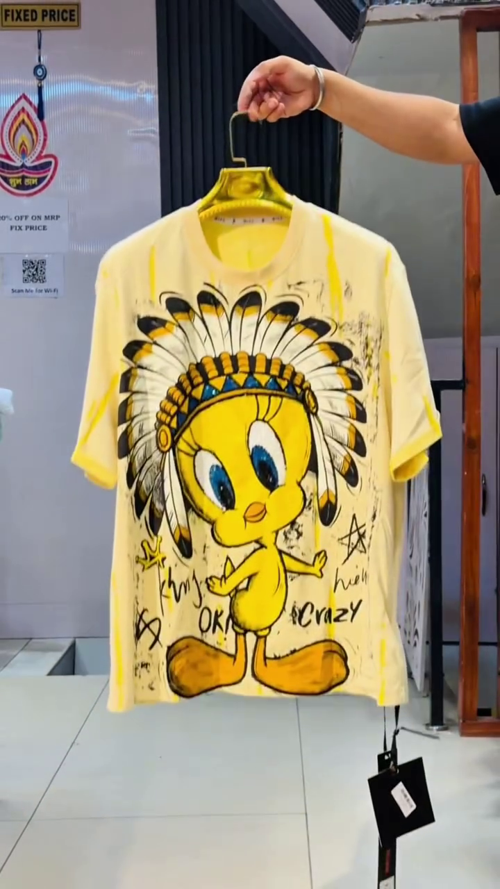 🐱 Trendy Garfield Graphic Tee – Fun, Funky & Street-Ready