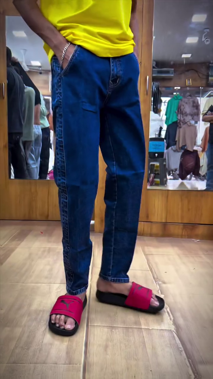 👖 Urban Fade Denim – Slim Fit Grey Jeans for Everyday Style