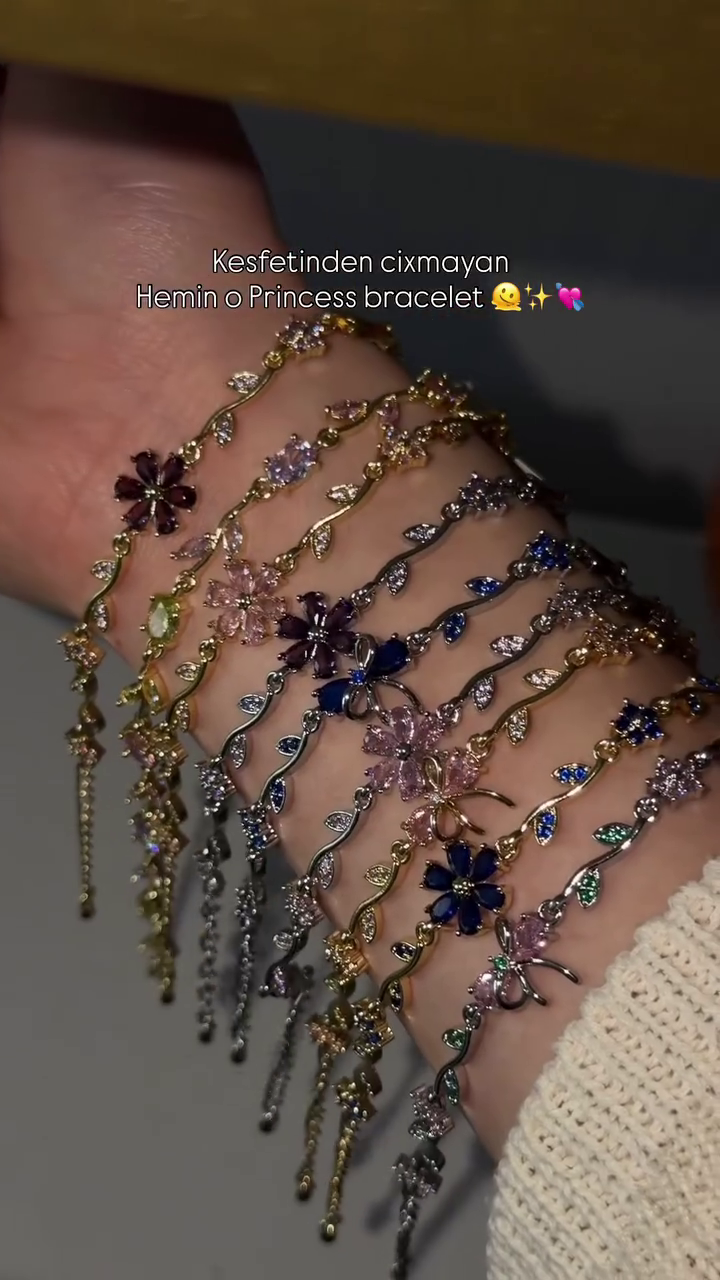 💎 Princess Floral Charm Bracelets – Elegant Sparkle for Every Occasion