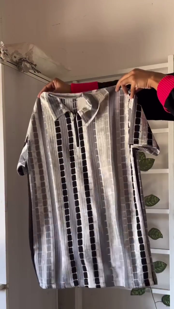 Effortless Style: Striped Textured Casual Shirt for Men
