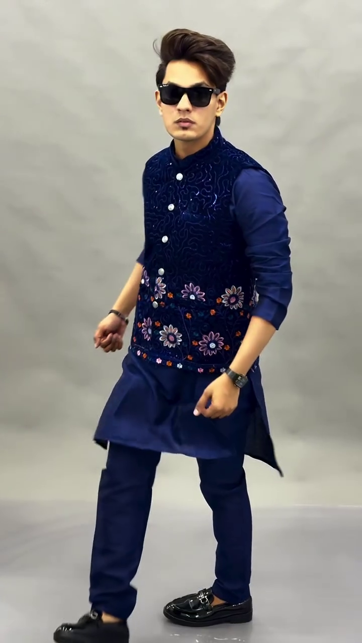 Regal Modern Ethnic Wear: Men’s Black 3-Piece Nehru Jacket Kurta Pant Set