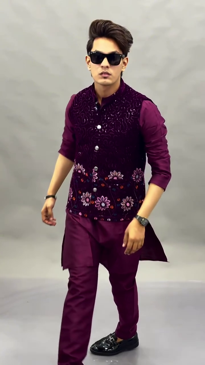 Regal Modern Ethnic Wear: Men’s Black 3-Piece Nehru Jacket Kurta Pant Set