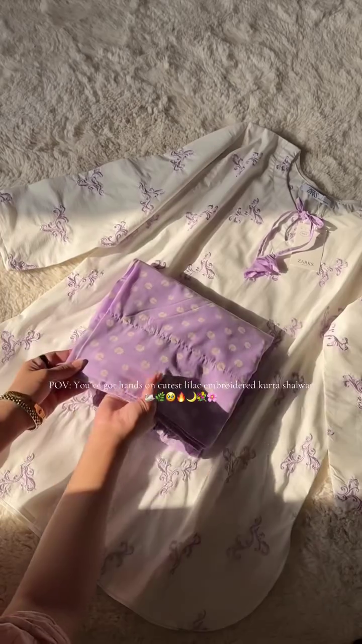Subtle Sophistication: Lilac Embroidered Kurta and Shalwar Set