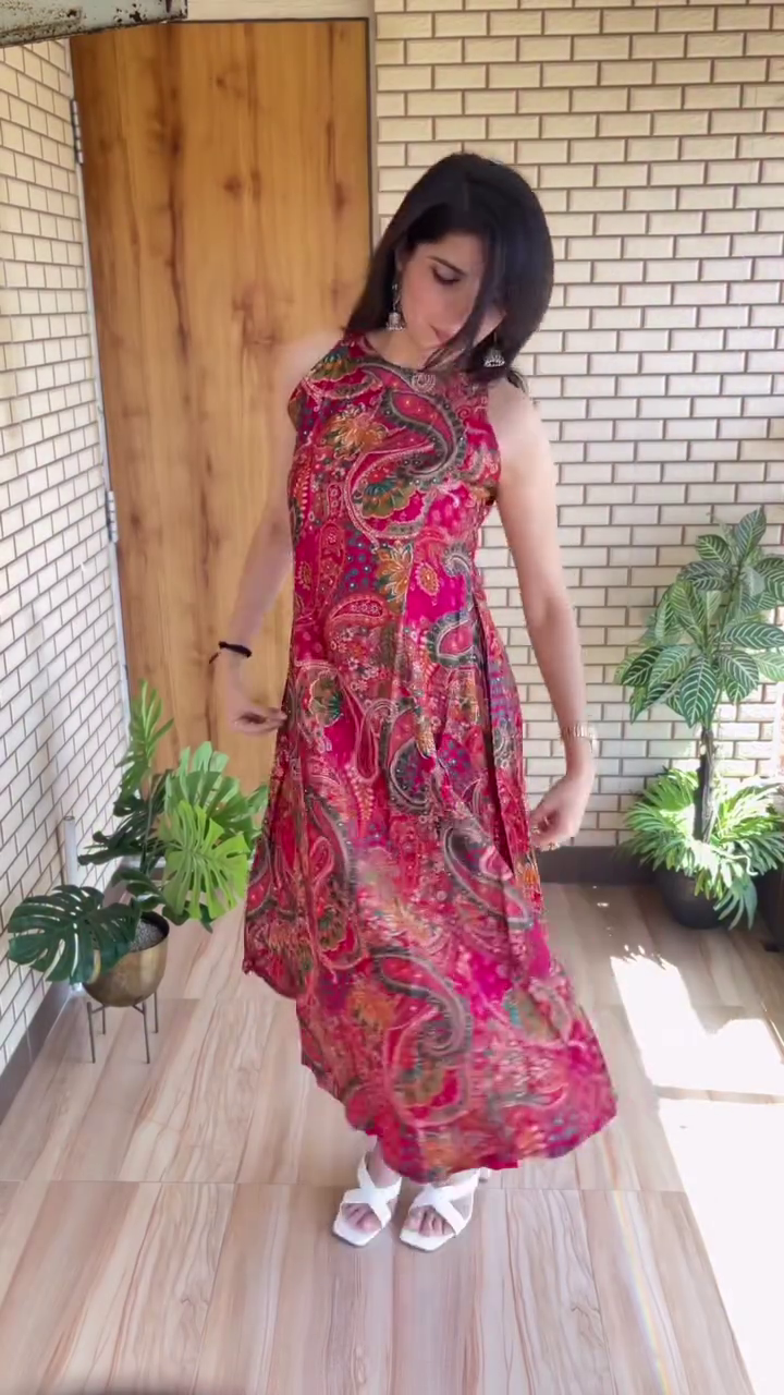 Vibrant Red Paisley Maxi Dress – Bold Bohemian Elegance for Effortless Style