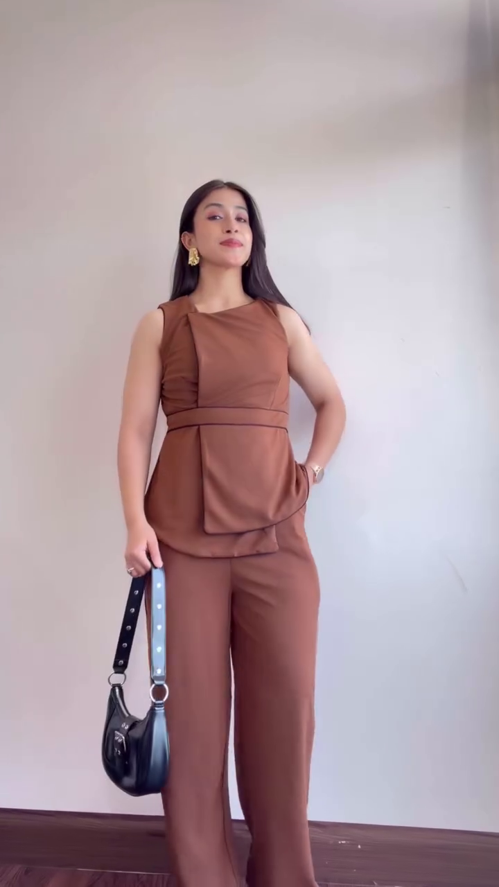 Minimalist Beige Co-Ord Set for Women – Elegant Casual Loungewear with Modern Comfort