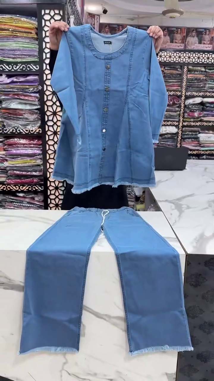 Light Blue Denim Longline Shirt Tunic with Button-Down Front & Raw Frayed Hem – Casual Chic Everyday Style