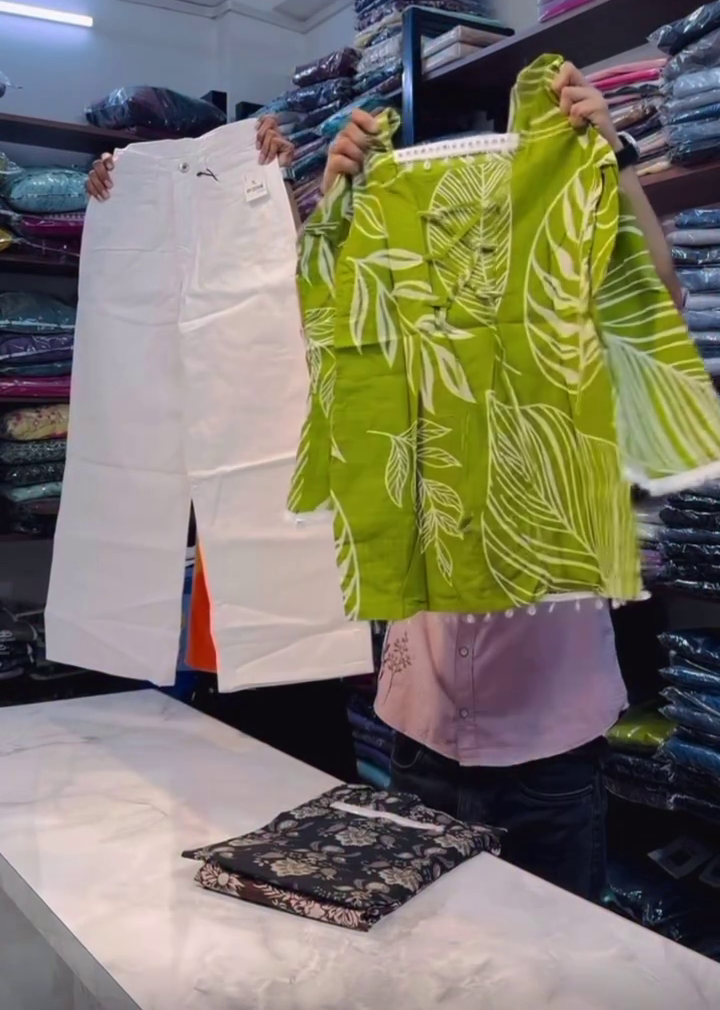 Women's Printed Green Kurta with White Straight Pants Co-Ord Set
