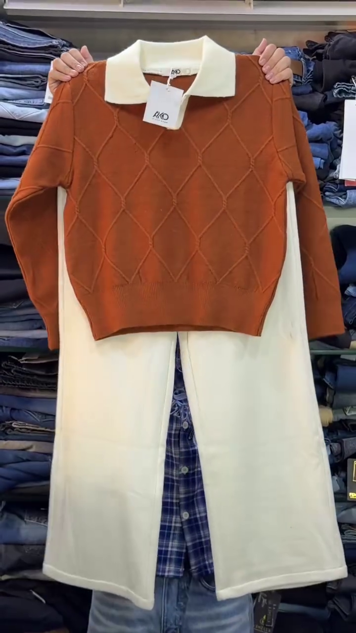 Stylish Rust Brown Diamond Pattern Knit Sweater with Cream Collar and Coordinated Wide-Leg Pants Set