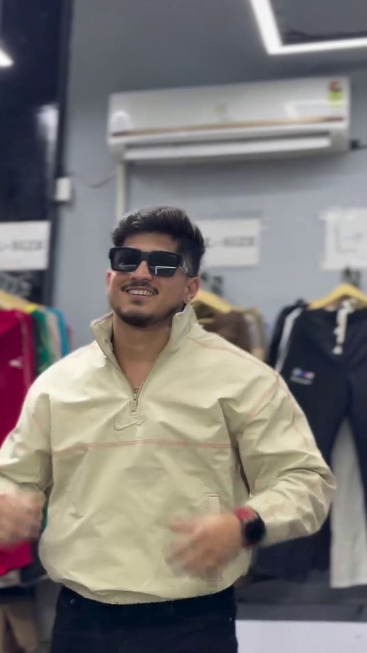 Trendy  Half-Zip Windbreaker Jacket – Stylish Men’s Casual Streetwear